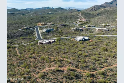 3172 Sparkling Starr Drive #38, Tucson, AZ 85745 - Photo 4