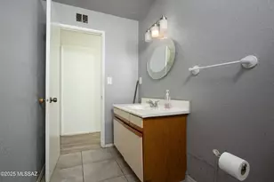 1518 W Otilia Dr, Tucson, AZ 85705 - Photo 24