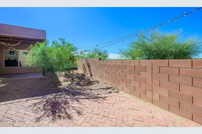 483 N Brook Park Drive, Tucson, AZ 85710 - Photo 24