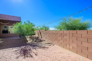 483 N Brook Park Dr, Tucson, AZ 85710 - Photo 24
