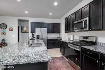 6839 S Portugal Avenue, Tucson, AZ 85757 - Photo 12