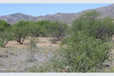 15555 Hillton Ranch Road, Vail, AZ 85641 - Photo 2
