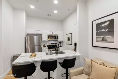 2018 E River Road #201, Tucson, AZ 85718 - Photo 10