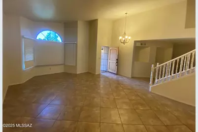 10252 N Cape Fear Lane, Oro Valley, AZ 85737 - Photo 2