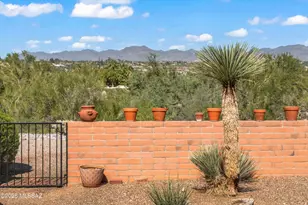 1995 W Ashbrook Dr, Tucson, AZ 85704 - Photo 2