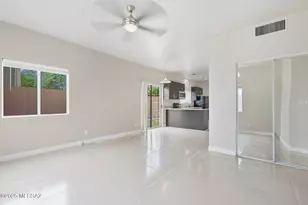 2862 N Tyndall Ave, Tucson, AZ 85719 - Photo 12