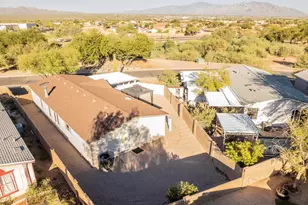 9011 N Valgrind Ln, Tucson, AZ 85743 - Photo 46