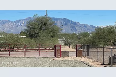 9721 El Uno Minor #31, Tucson, AZ 85743 - Photo 2