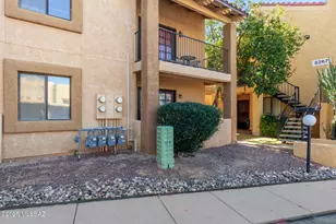 8271 N Oracle Rd, Tucson, AZ 85704 - Photo 32