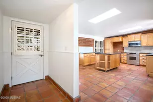 3540 N Tres Lomas Dr, Tucson, AZ 85749 - Photo 8