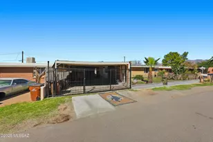 1908 W Root Ln, Tucson, AZ 85705 - Photo 2