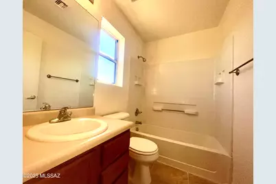6279 S Earp Wash Lane, Tucson, AZ 85706 - Photo 16