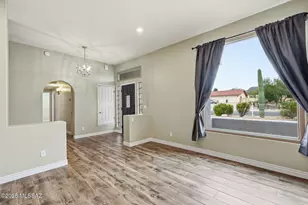 6938 W Calla Dr, Tucson, AZ 85743 - Photo 4