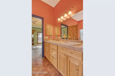 16105 W Prosperi Avenue, Tucson, AZ 85736 - Photo 28