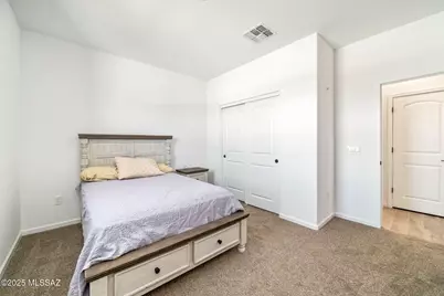 9796 E Lynx Lake Trail, Tucson, AZ 85747 - Photo 16