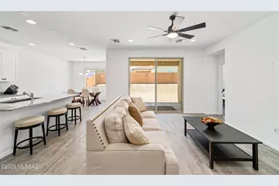 9796 E Lynx Lake Trail, Tucson, AZ 85747 - Photo 6