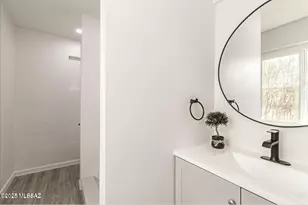 802 N Jefferson Ave, Tucson, AZ 85711 - Photo 16