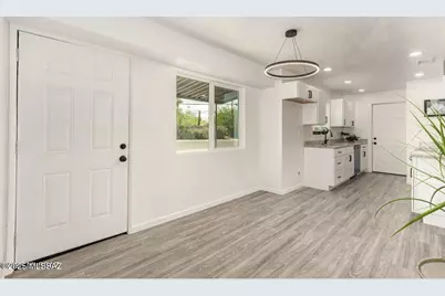 802 N Jefferson Avenue, Tucson, AZ 85711 - Photo 4
