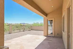 7577 S Granite Hill Dr, Tucson, AZ 85757 - Photo 14