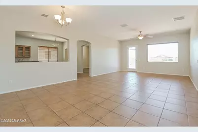 7577 S Granite Hill Drive, Tucson, AZ 85757 - Photo 4