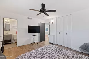 8271 E Kenyon Dr, Tucson, AZ 85710 - Photo 14