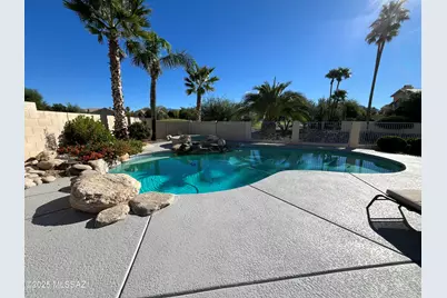 10895 N Canada Hills Court, Tucson, AZ 85737 - Photo 4