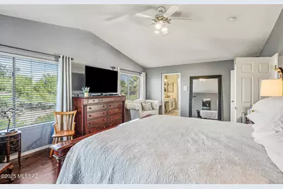 10895 N Canada Hills Court, Tucson, AZ 85737 - Photo 24