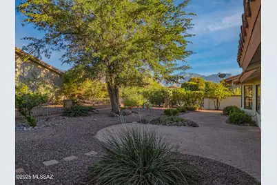 14660 N Flagstone Drive, Oro Valley, AZ 85755 - Photo 40