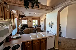 64576 E Wind Ridge Cir, Tucson, AZ 85739 - Photo 4