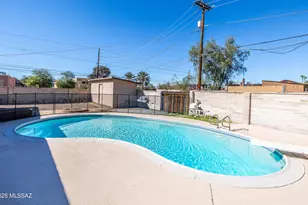 1342 W Schafer Dr, Tucson, AZ 85705 - Photo 36