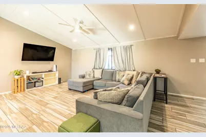 1342 W Schafer Drive, Tucson, AZ 85705 - Photo 4