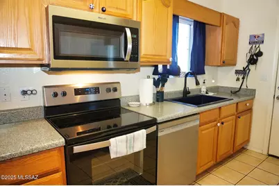 389 N Shadow Mountain Court, Pearce, AZ 85625 - Photo 8