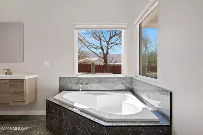 2891 N Wentworth Road, Tucson, AZ 85749 - Photo 32