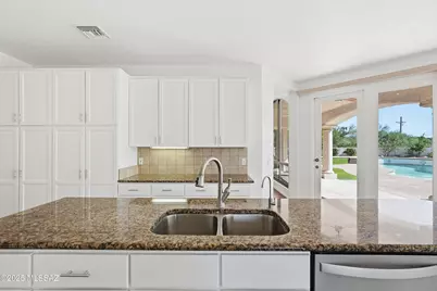 6445 N Silversmith Place, Tucson, AZ 85750 - Photo 16