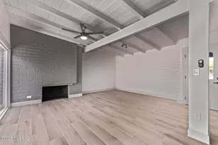 2509 N Indian Ridge Dr, Tucson, AZ 85715 - Photo 10