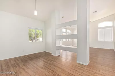 9041 N Shadow Rock Drive, Tucson, AZ 85743 - Photo 10