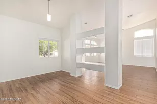 9041 N Shadow Rock Dr, Tucson, AZ 85743 - Photo 10