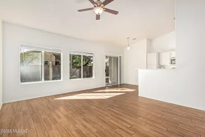 9041 N Shadow Rock Drive, Tucson, AZ 85743 - Photo 12