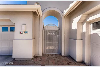 759 N Alexis Loop, Green Valley, AZ 85614 - Photo 4