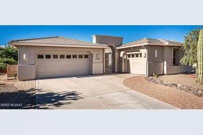 759 N Alexis Loop, Green Valley, AZ 85614 - Photo 2