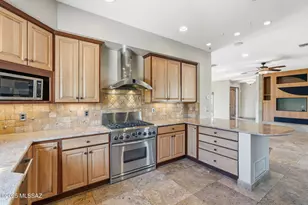 5305 E Gleneagles Dr, Tucson, AZ 85718 - Photo 12