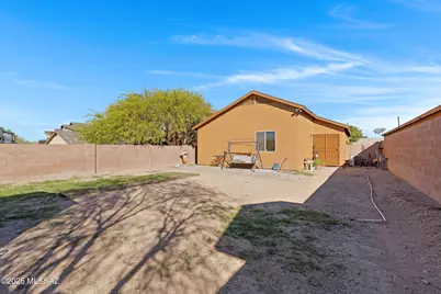 2464 E Camino Malcote, Tucson, AZ 85706 - Photo 14