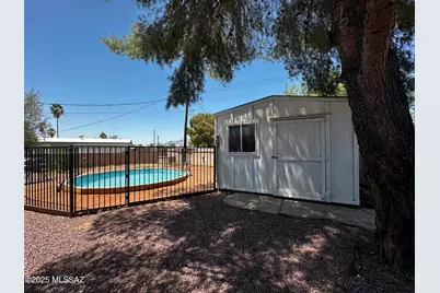 8175 E 20th Street, Tucson, AZ 85710 - Photo 28