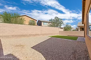902 W Calle Tipoy, Sahuarita, AZ 85629 - Photo 38