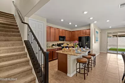 902 W Calle Tipoy, Sahuarita, AZ 85629 - Photo 8