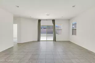 7035 W Inkwood Ln, Tucson, AZ 85757 - Photo 8