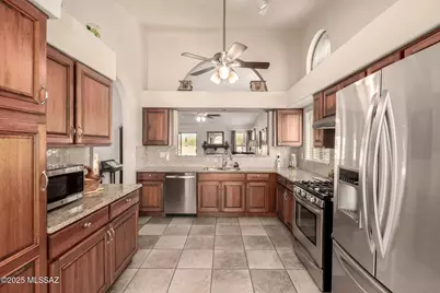 1730 E Moonshroud Drive, Tucson, AZ 85737 - Photo 8