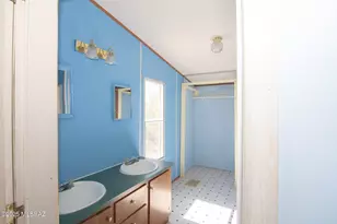 5538 E Hermans Rd, Tucson, AZ 85756 - Photo 16