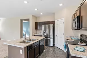 12272 W Reyher Farms Loop, Marana, AZ 85653 - Photo 28