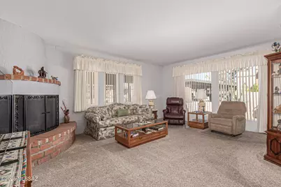 306 N Calle Del Diablo, Green Valley, AZ 85614 - Photo 8